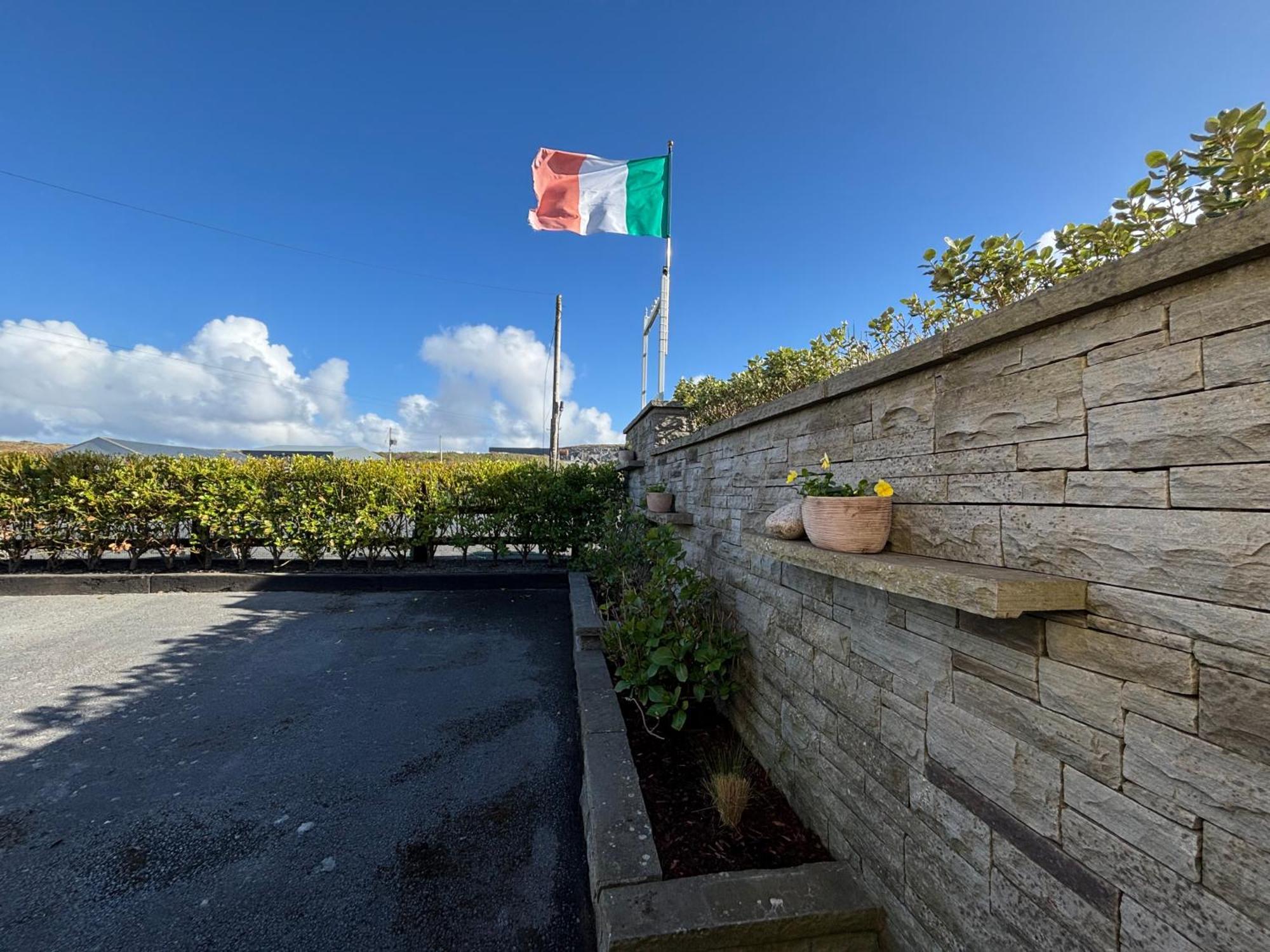 Ocean View Guestrooms Doolin Exteriör bild